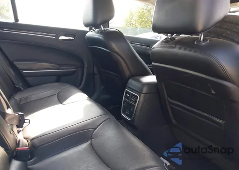 2019 Chrysler 300 Limited from USA, damaged, VIN 2C3CCAEG0KH687144